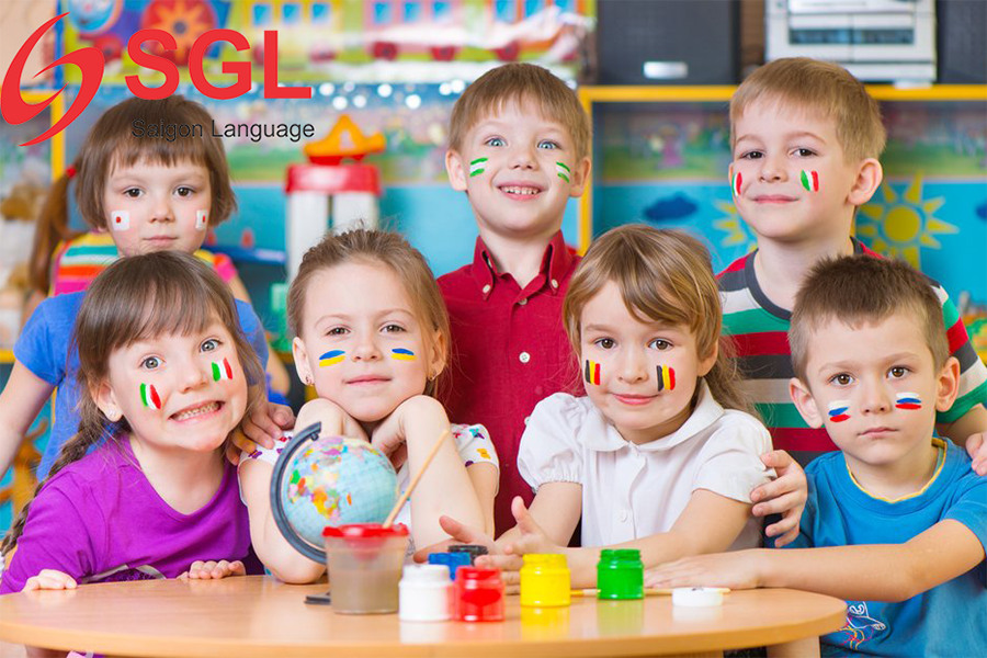 Vì sao nên cho trẻ học tiếng Anh mầm non ngay từ đầu?