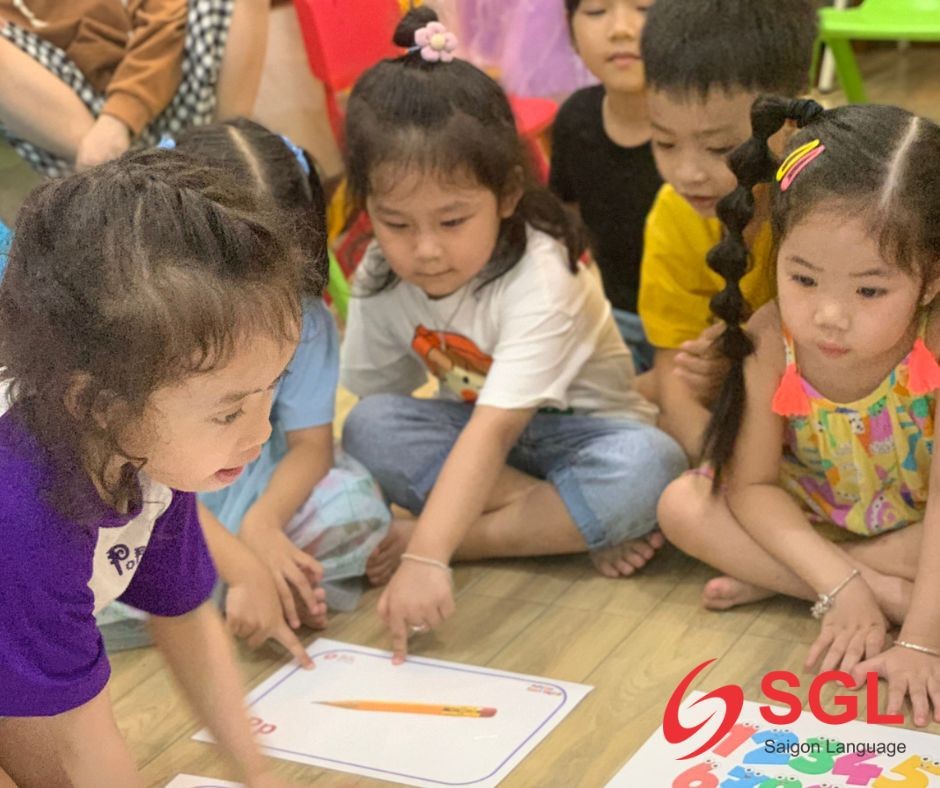 Khi nào cha mẹ nên bắt đầu cho trẻ học ngoại ngữ?